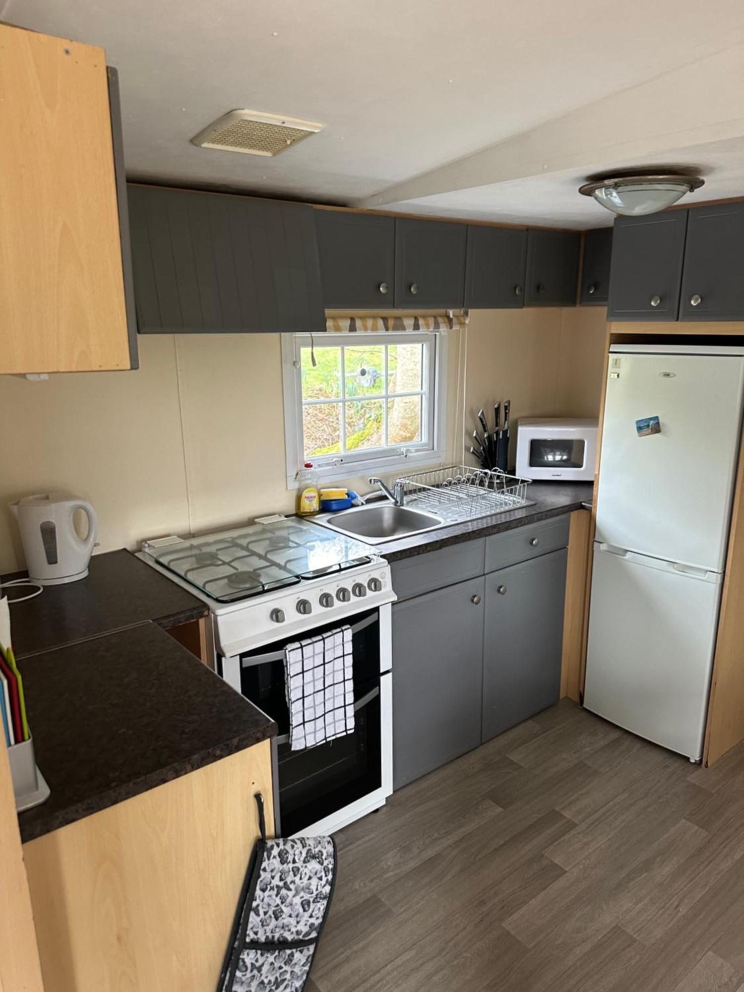 Static Mobile Home Set In Our 20 Acres Of Farmland Horspath Exterior foto